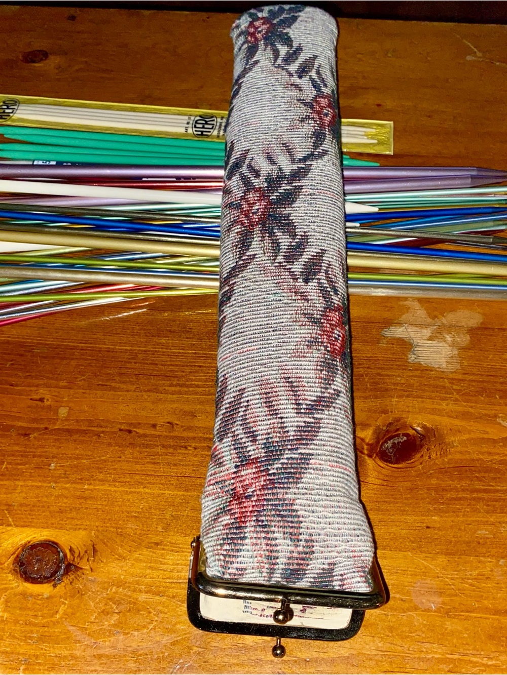 Assorted Metal Knitting Needles with Floral Needle Case